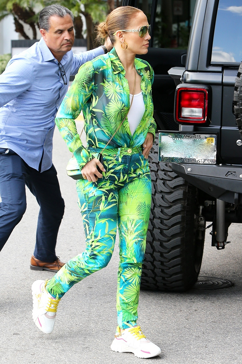 Jennifer Lopez Versace skinny jeans