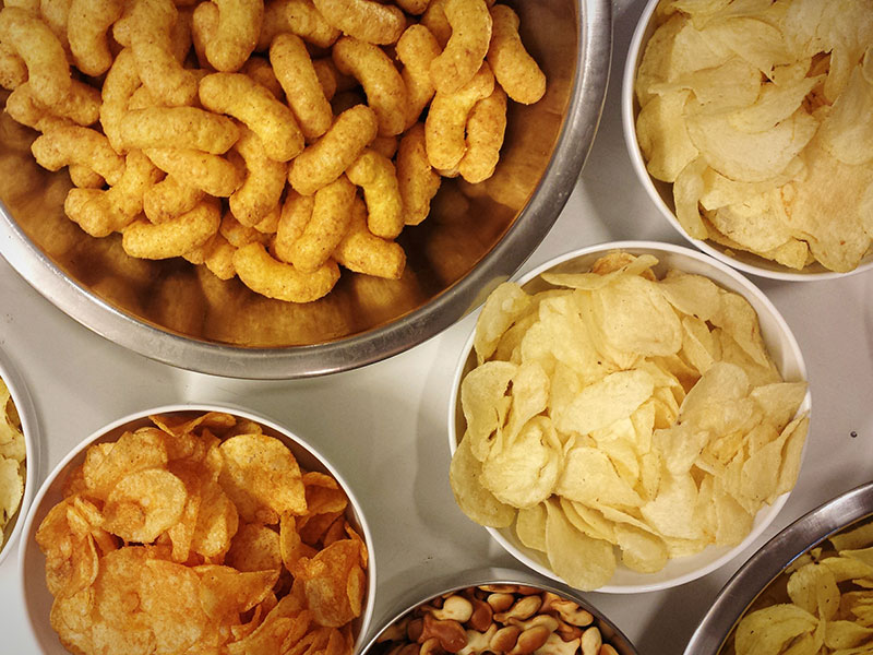 fødevarer, der forårsager syre refluks: Chips