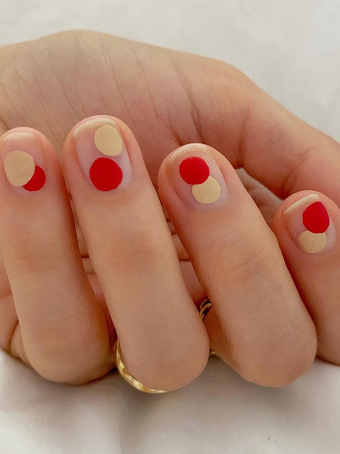 Nail Art Ideas: Red and nude spots