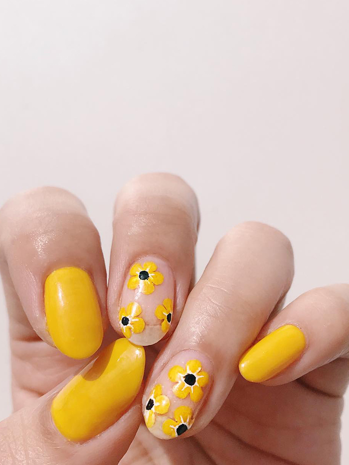 Nail Art Ideas: Yellow flower accent