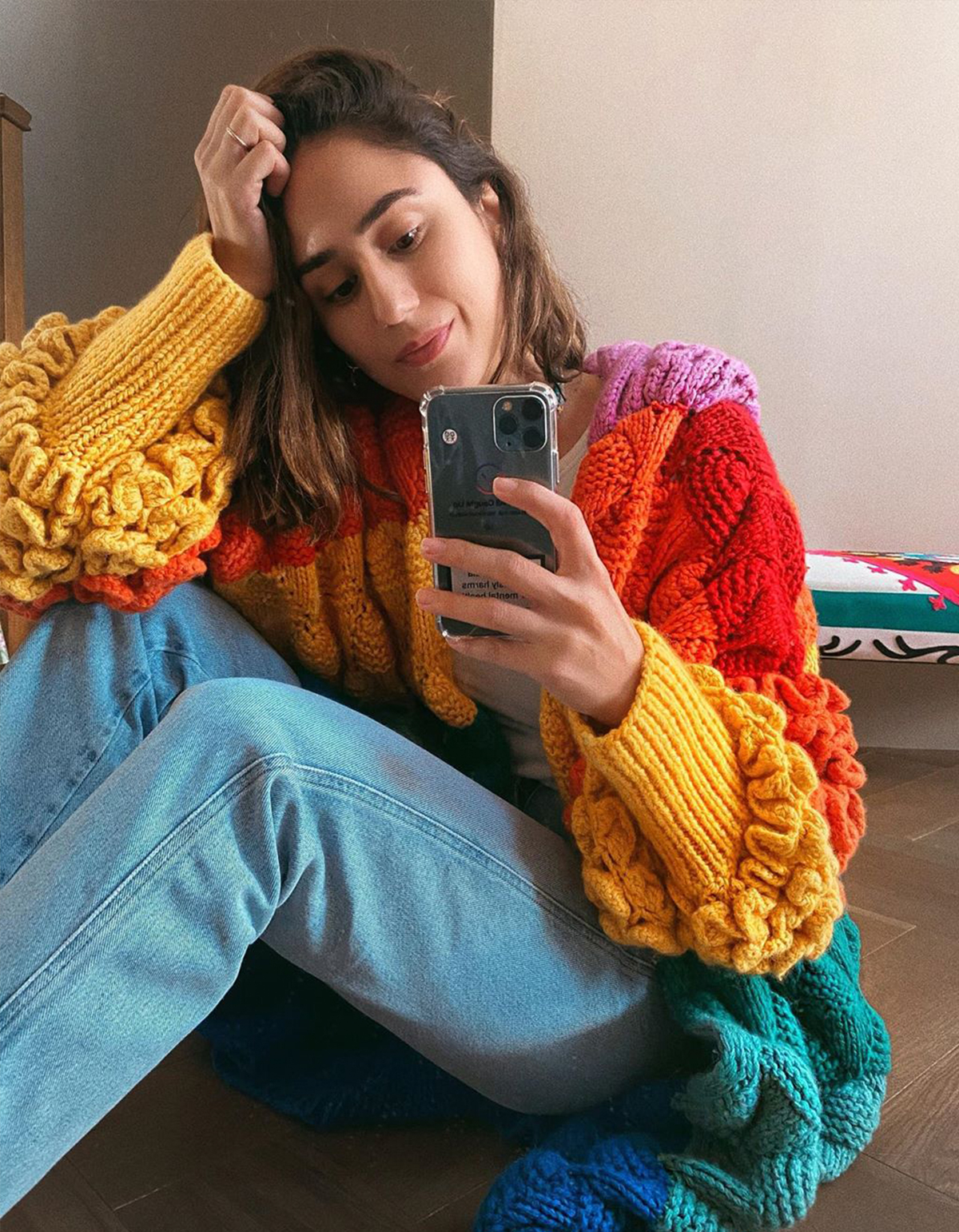 Colourful outfit ideas: rainbow stripe knit and jeans