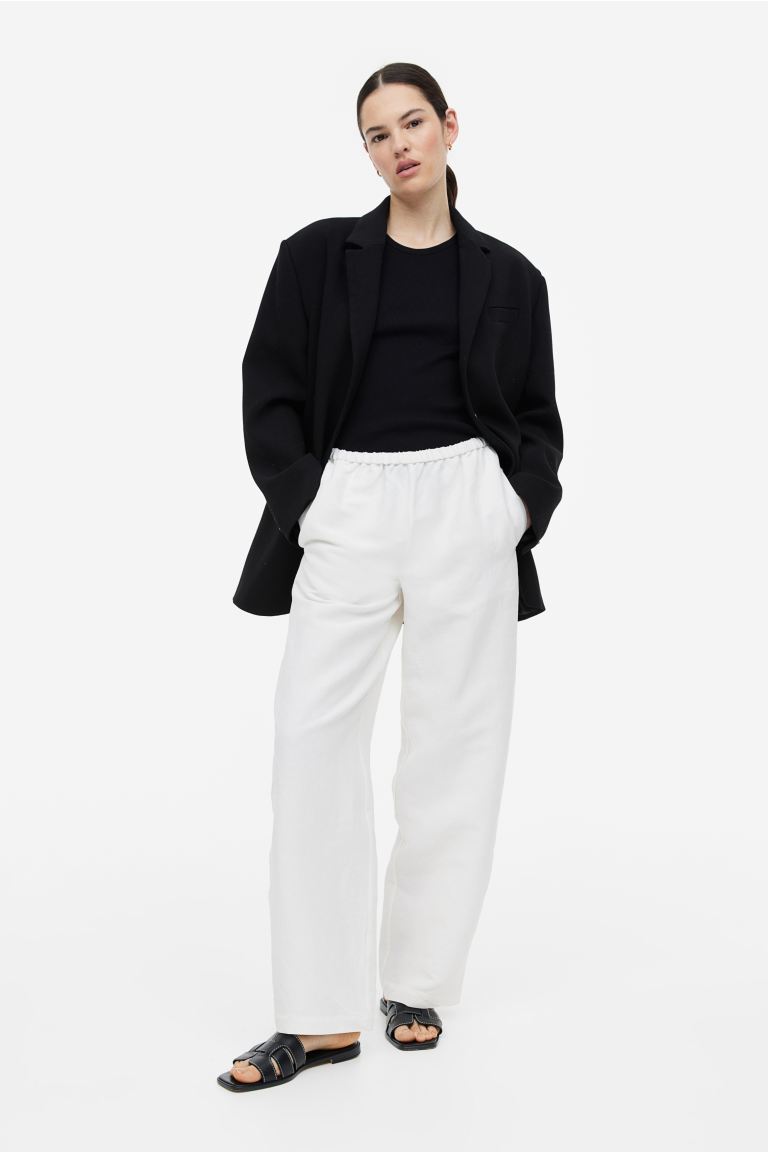 The H&M Linen Trousers Everyone Is Buying for Summer | Who What Wear UK