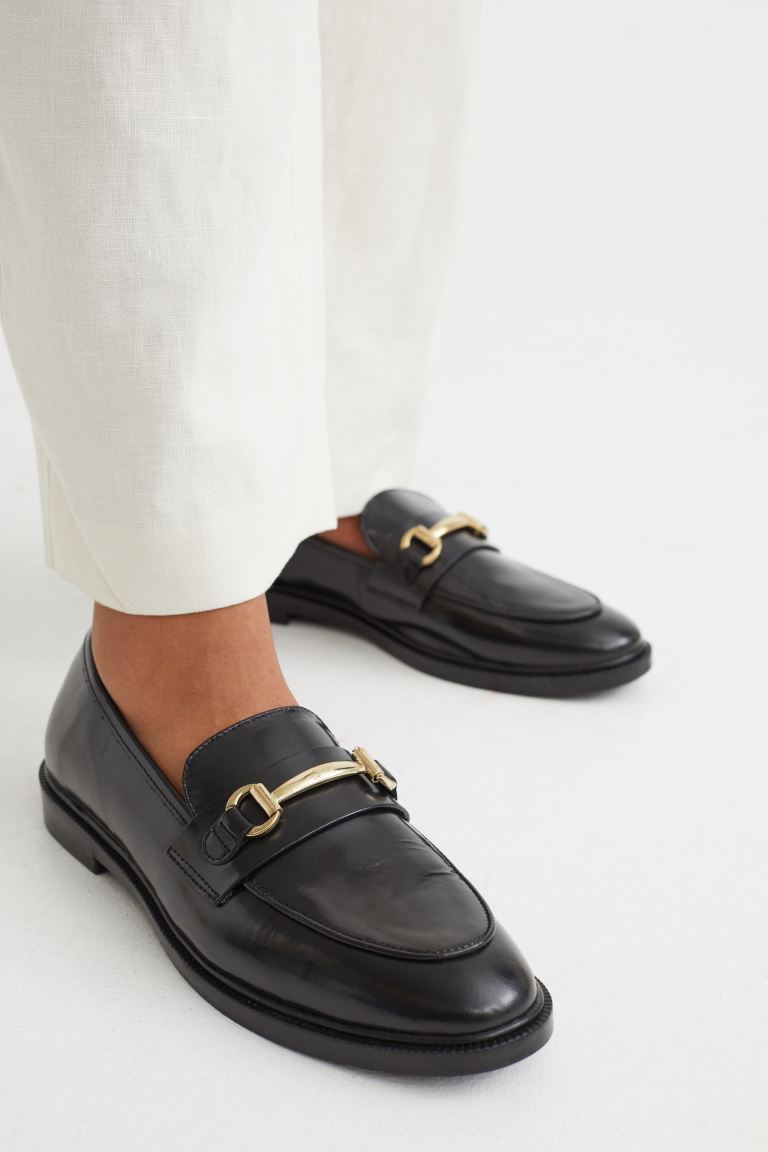 Janet & Janet Loafer in Black Womens Shoes Flats and flat shoes Loafers and moccasins 
