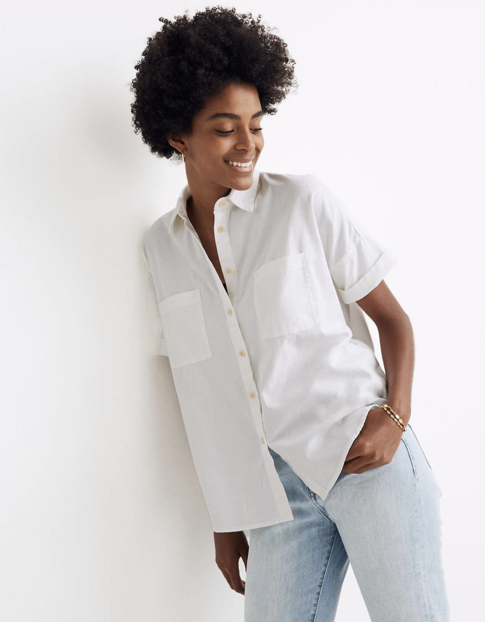5 Outfit Items to Pair With a White T-Shirt | Who What Wear