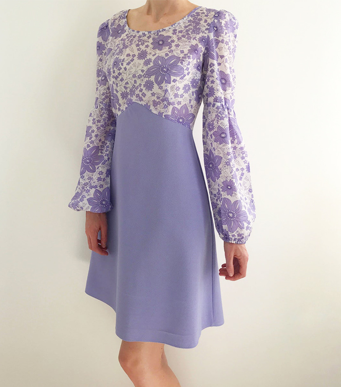 Vintage 70s Floral Dress in Lilac and White