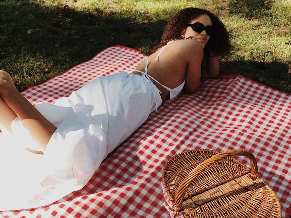 19 Cute Outfit Ideas for a Picnic | Who What Wear