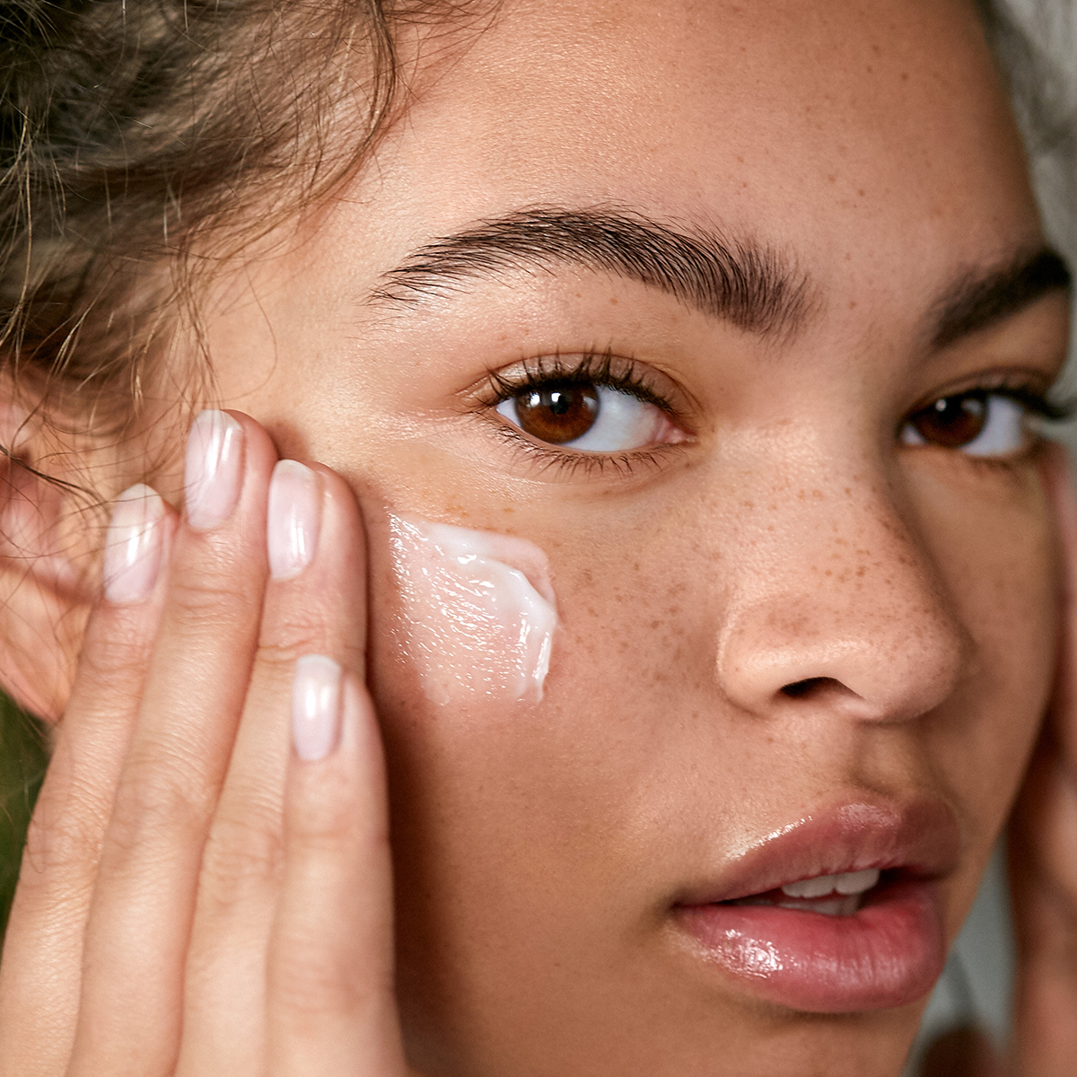 These Vitamin-Rich Skincare Products Are Giving Me the Ultimate Summer Glow