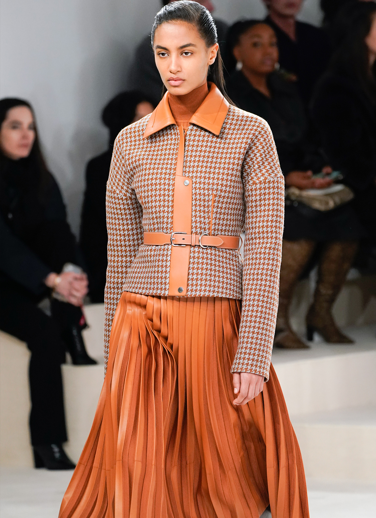 Autumn winter 2020 fashion trends: Jacket and skirt