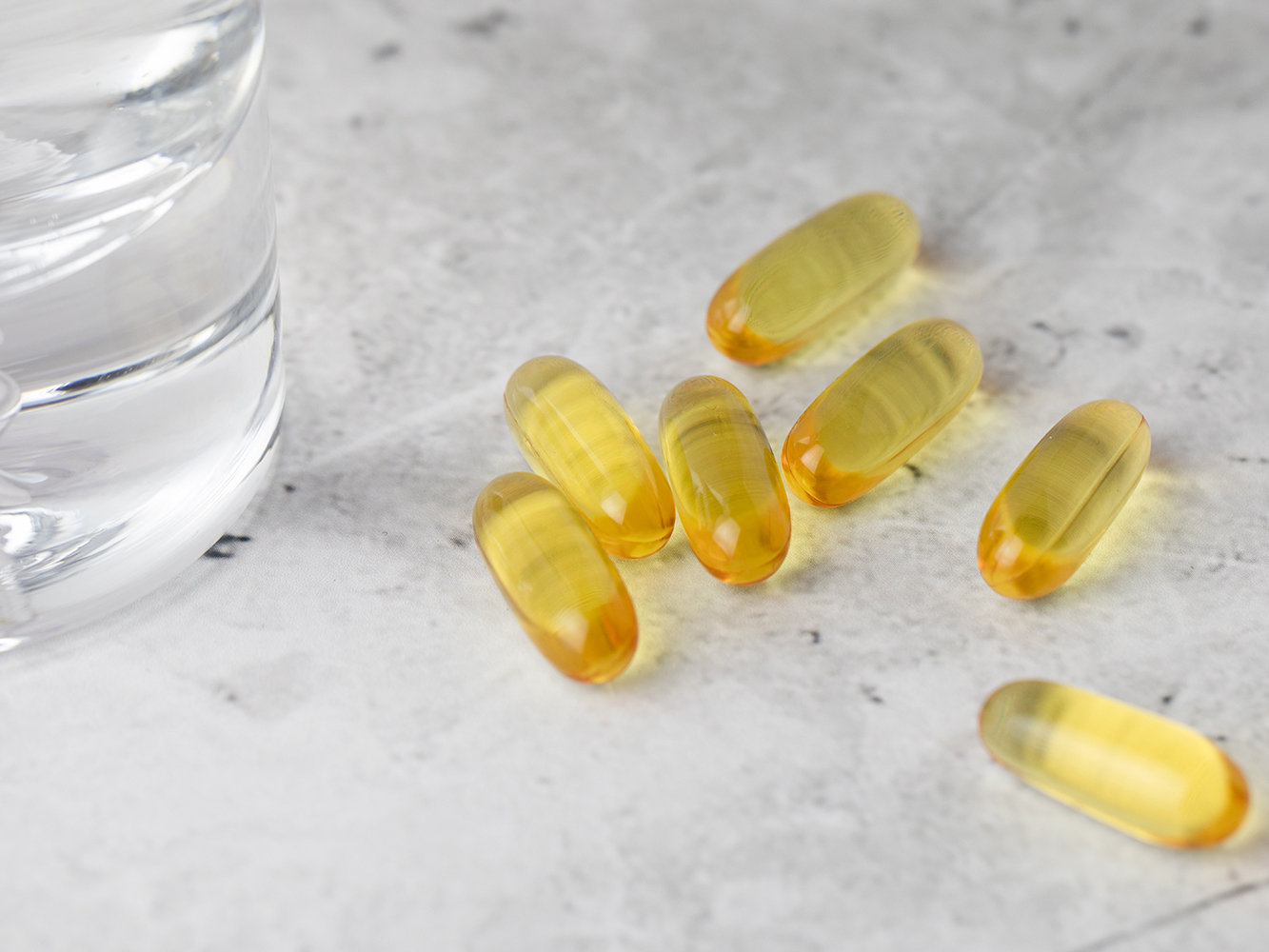 13 of the Best Anti-Aging Supplements to Look and Feel Good
