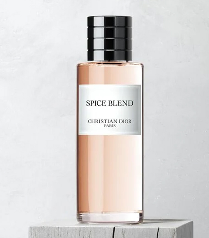 27 " Мужественные ароматы, которые ставят под сомнение бинарный аромат» /></p>
<p> Dior Spice Blend £115 </p>
<h3 class=