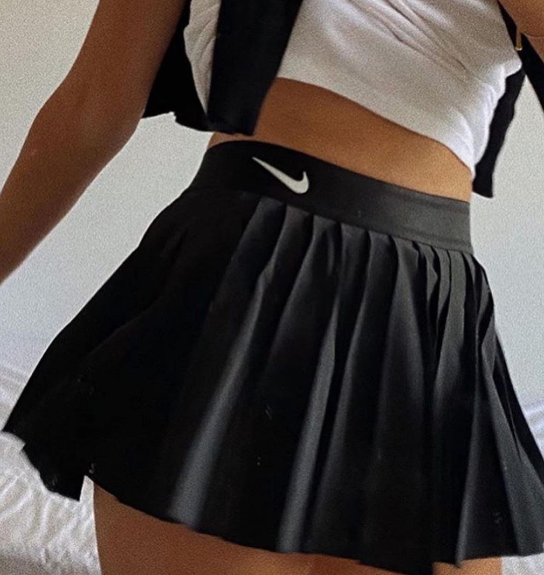 black nike pleated tennis skirt