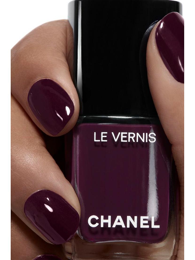 The 10 Best Winter Nail Colors of 2023 | Who What Wear