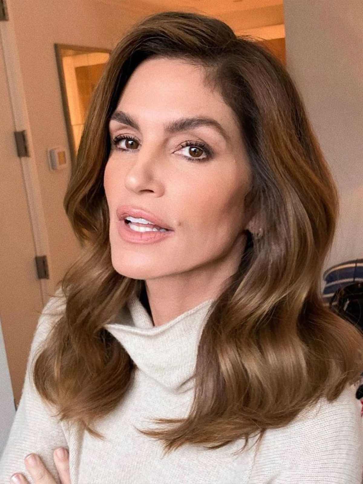Haircuts for Women in Their 50s: Cindy Crawford