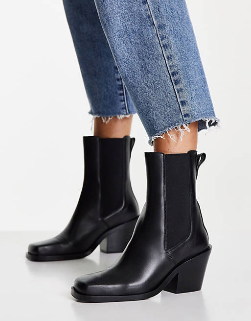 These Are the 3 Boot Trends We're Loving in 2021 | Who What Wear UK