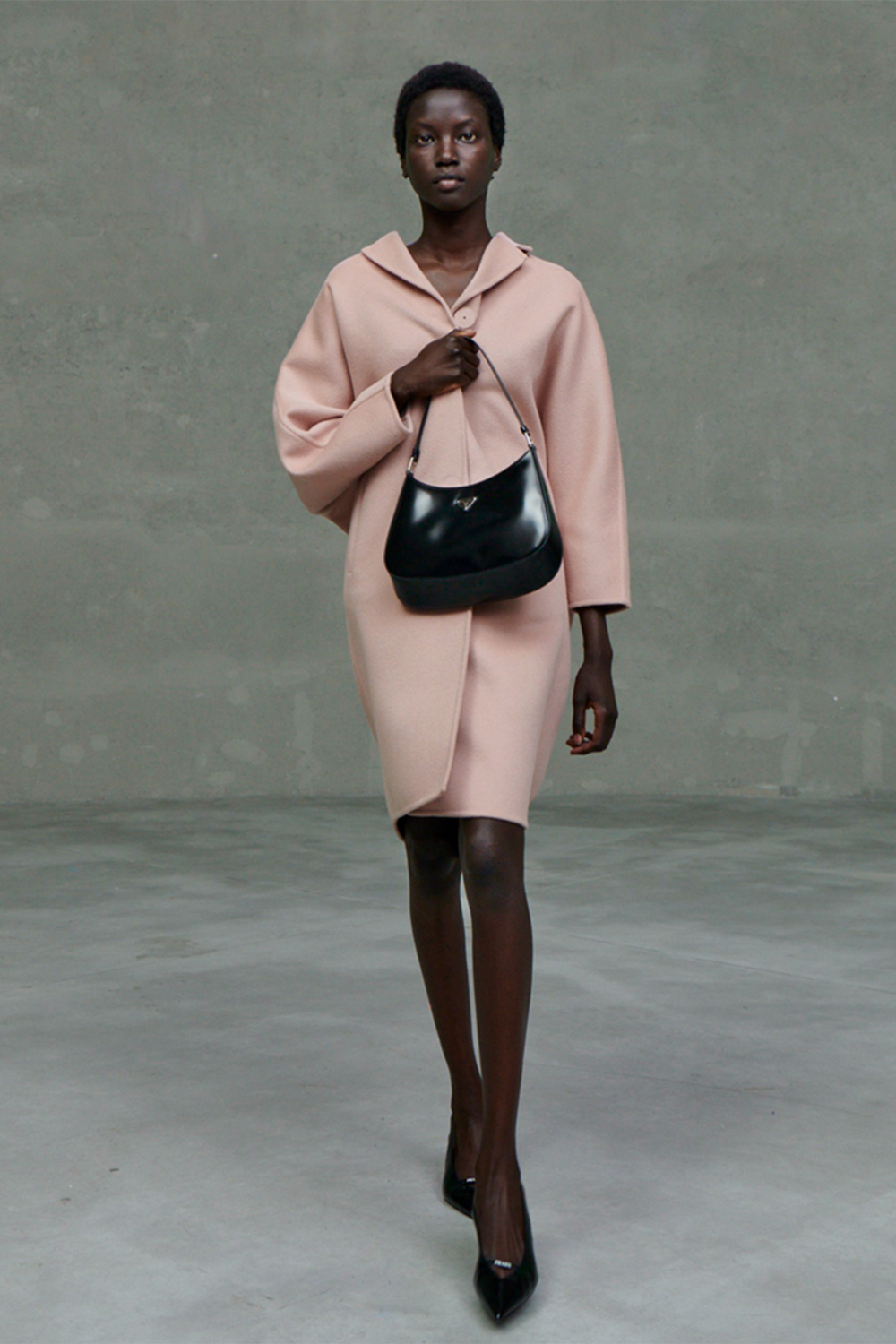 Neo classics 🖤 @prada outfit featuring the new Cleo bag 🎱 #Prada  #PradaCleo #PradaHoliday20 #PradaPartner