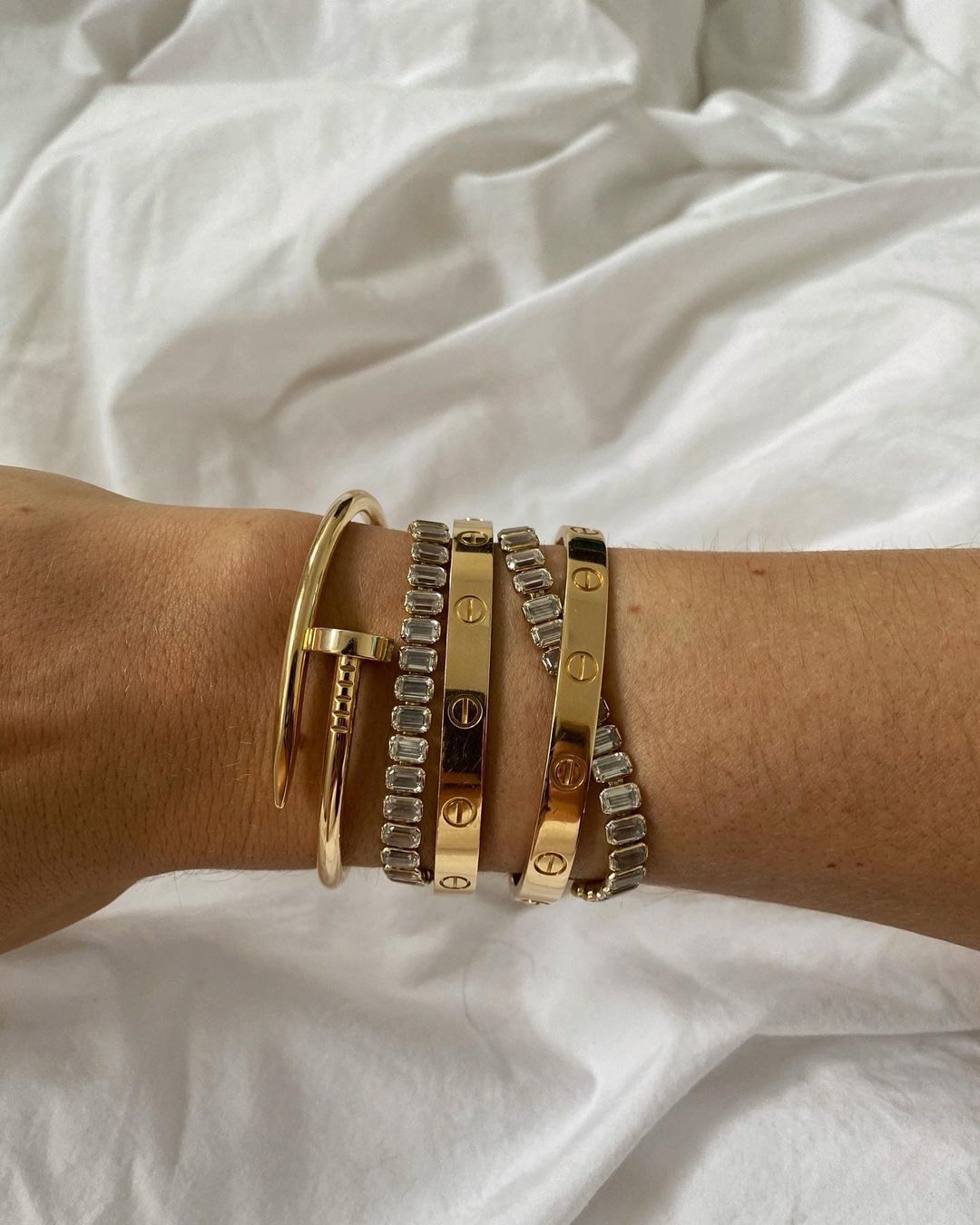 How Cartier'S Juste Un Clou Bangle Became A Cult Buy | Who What Wear Uk