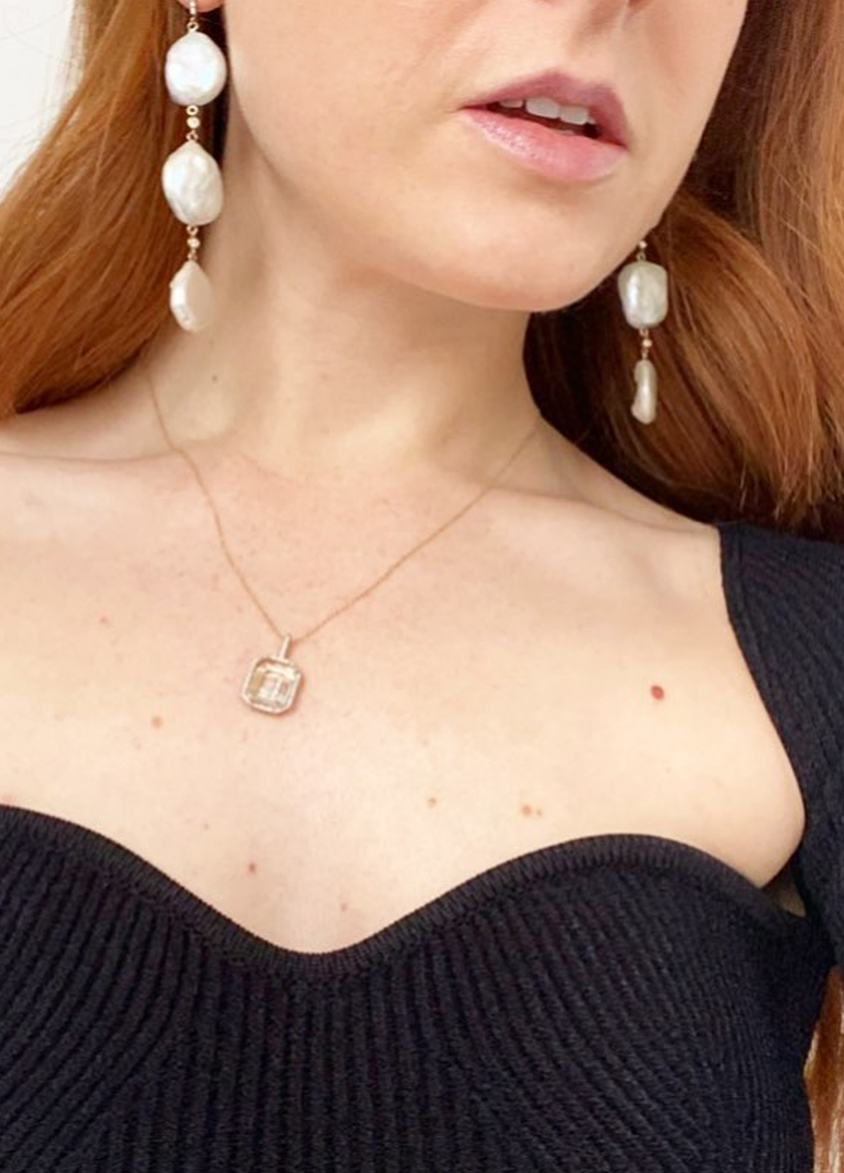 Mateo jewellery brand: Pearl drop earrings