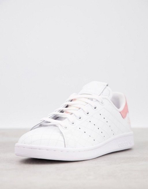 Here's Why Stan Smith Sneakers Are Worth the Hype