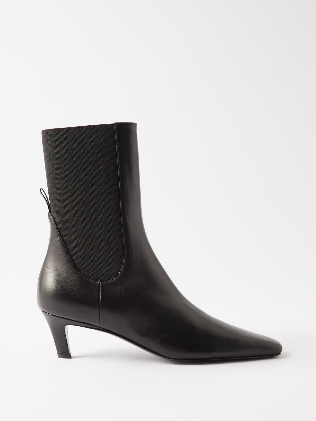 The Best Kitten-Heel Boots to Shop for Winter 2023 | Who What Wear UK