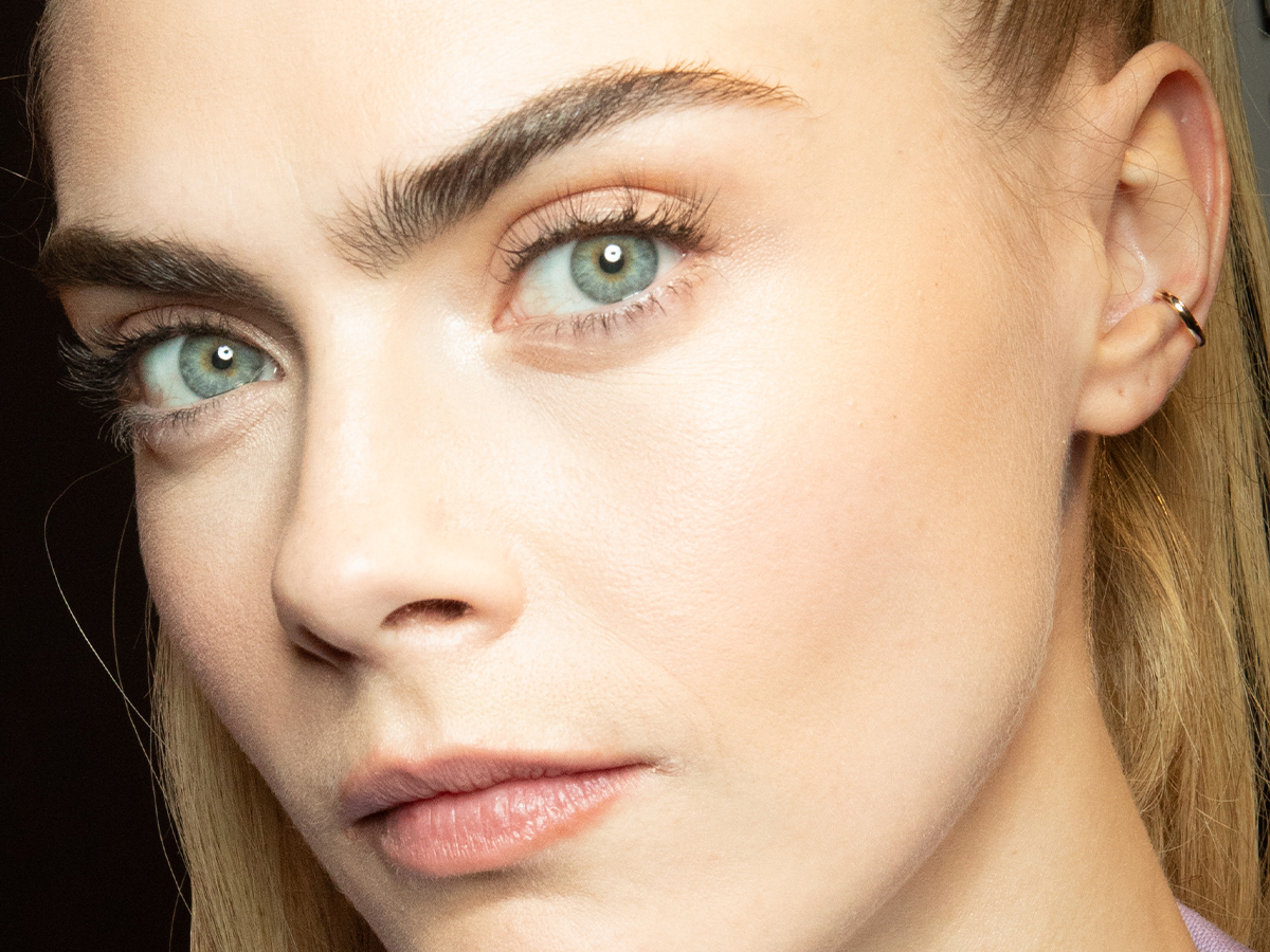 Eyebrow Mapping: The 2-Second Step for Perfectly Groomed Brows