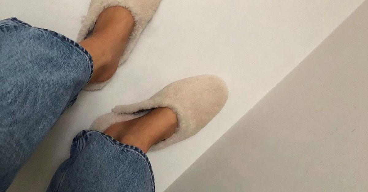 The 21 Best Shearling Slides That Are Chic and Comfortable | Who What Wear