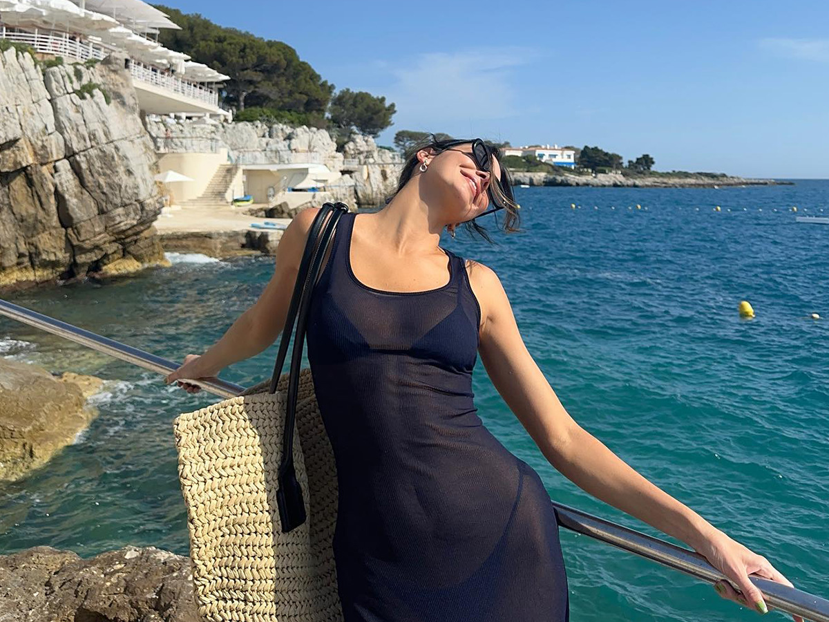 10 Celebrity Vacation Outfits We Can't Stop Talking About | Who What Wear