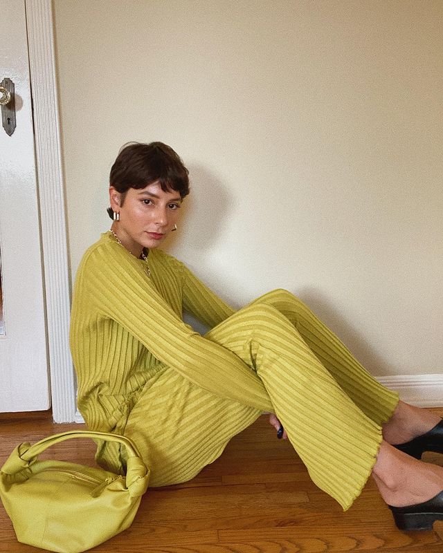 Autumn Knitwear Trends 2021: @alyssainthecity wears a ribbed knit set