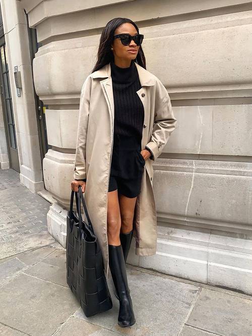 Autumn Boot Trends: @symphonyofsilk wears a pair of riding boots