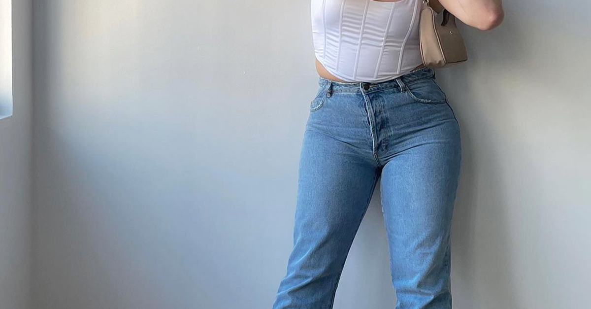 The "Sexy" Denim Trend That's Making Me Rethink All of My Baggy Jeans