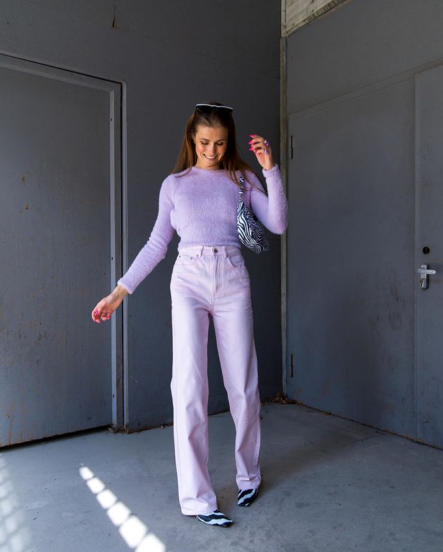 How to wear colour in autumn: @ninasandbech wears a purple outfit