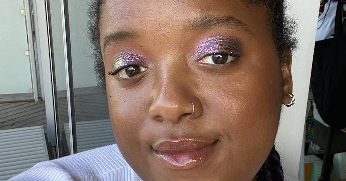These Kaima Cosmetics Eyeshadow Flakes Have Gone Viral