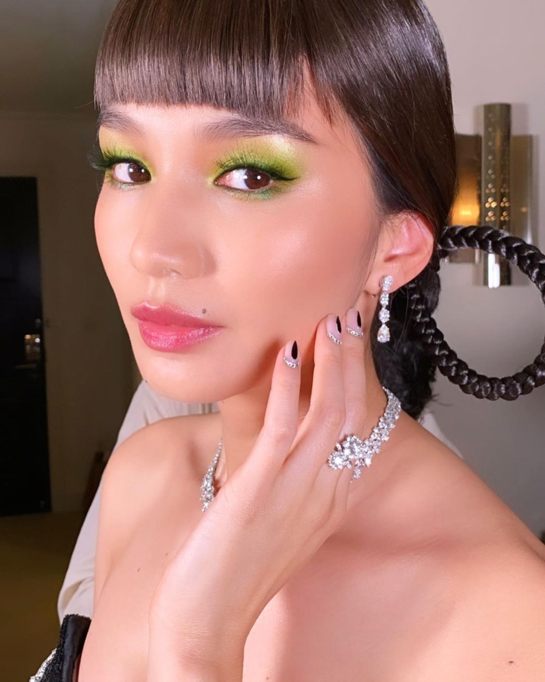 Best Celebrity Autumn Makeup Looks: Gemma Chan