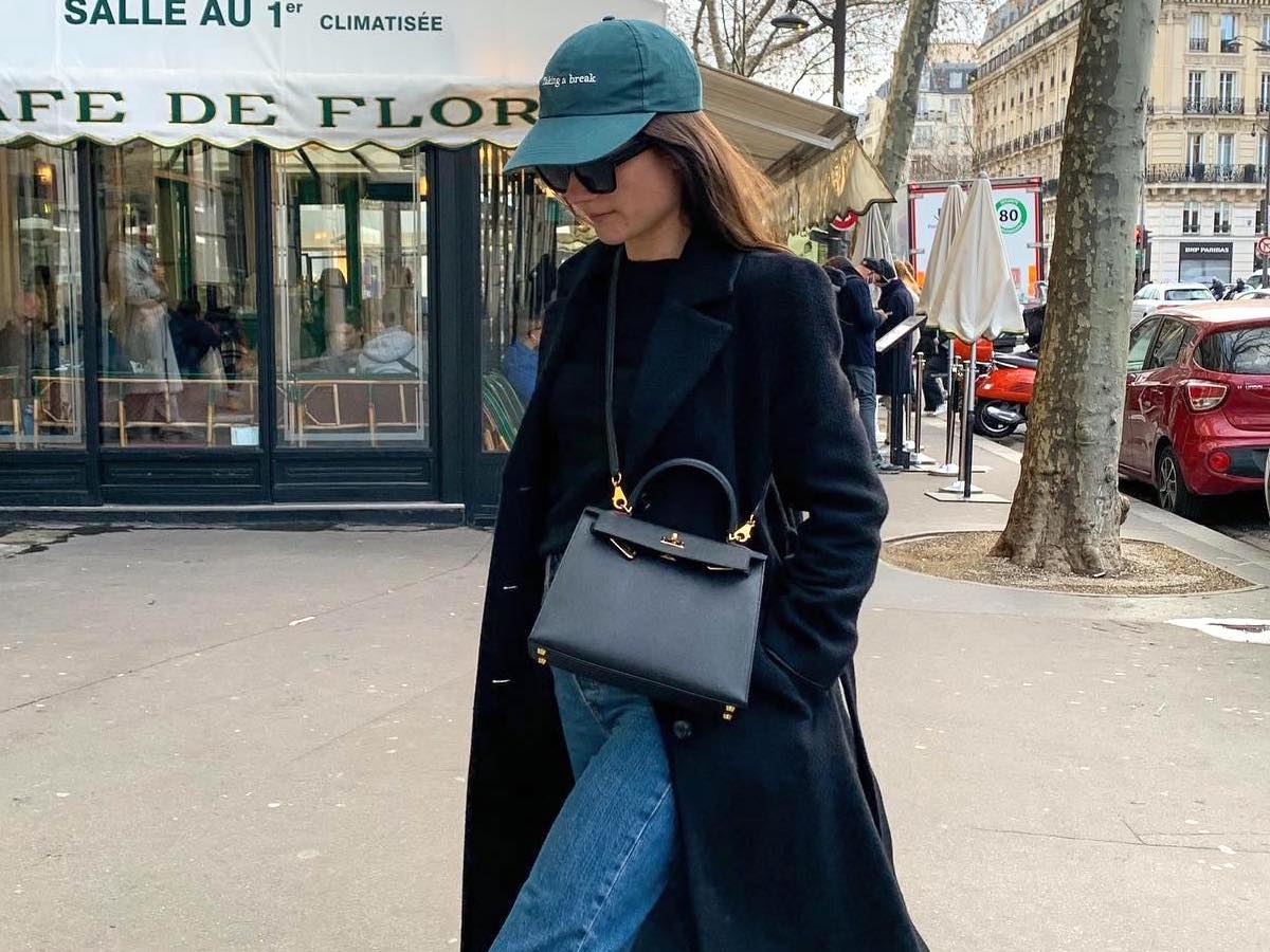 9 Incredibly Chic French-Girl Baseball-Cap Who for Outfits Wear What | Fall