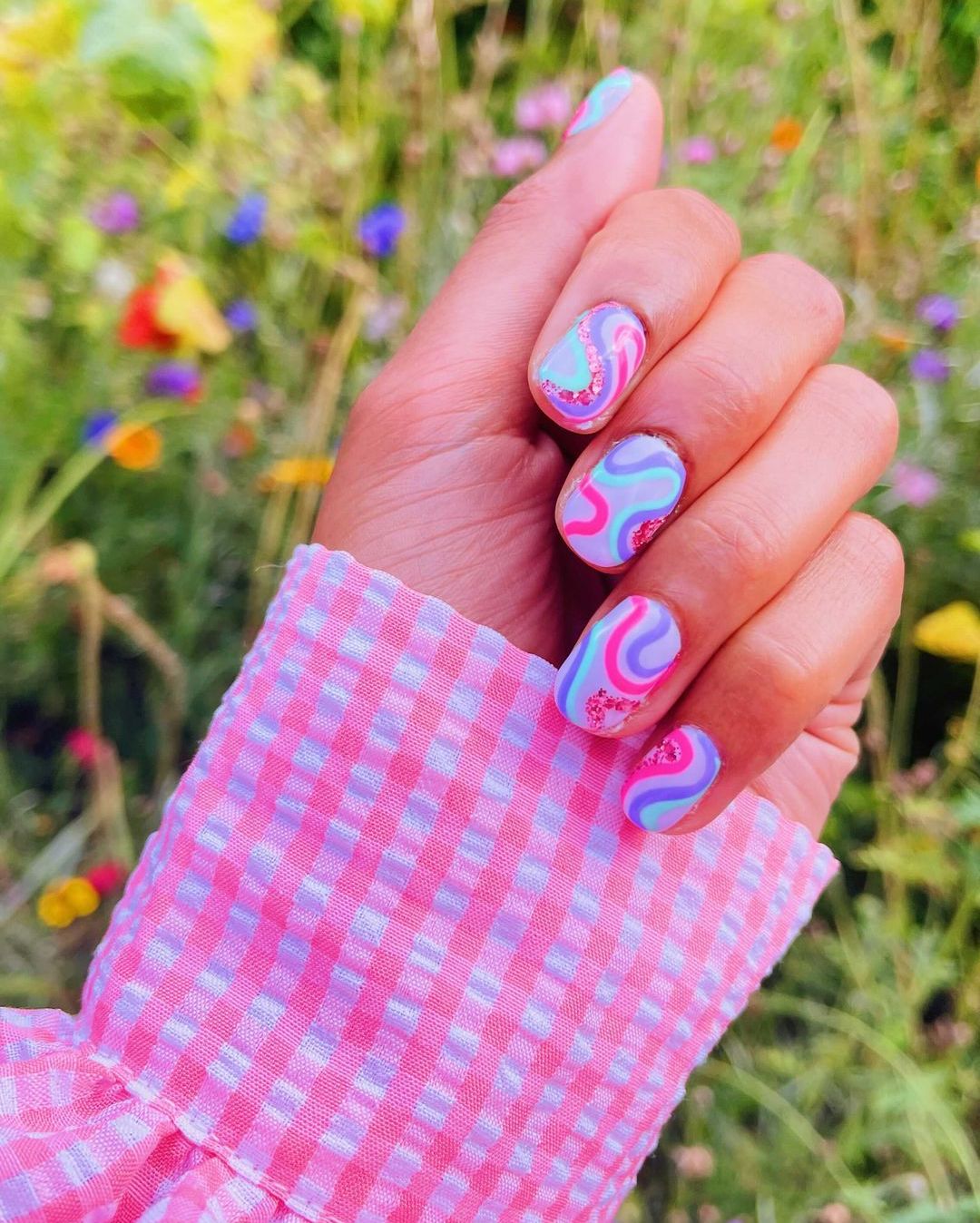 10 '70s-Inspired Nail Art Ideas for Your Manicure | Who What Wear UK