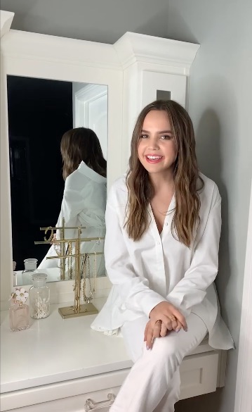 Who What Wardrobes with Bailee Madison