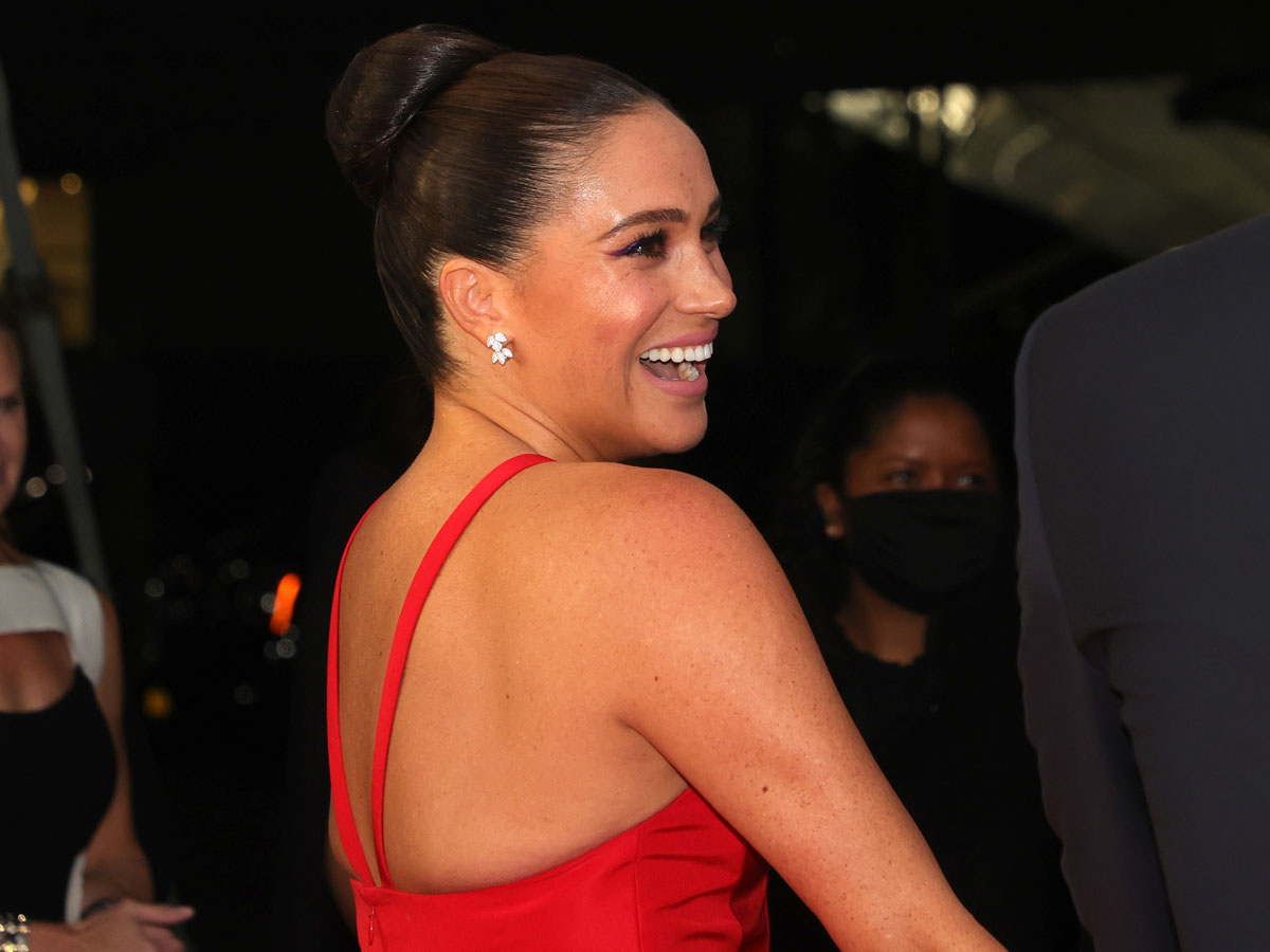 Meghan Markle wore a red dress on the red carpet for the salute to freedom gala