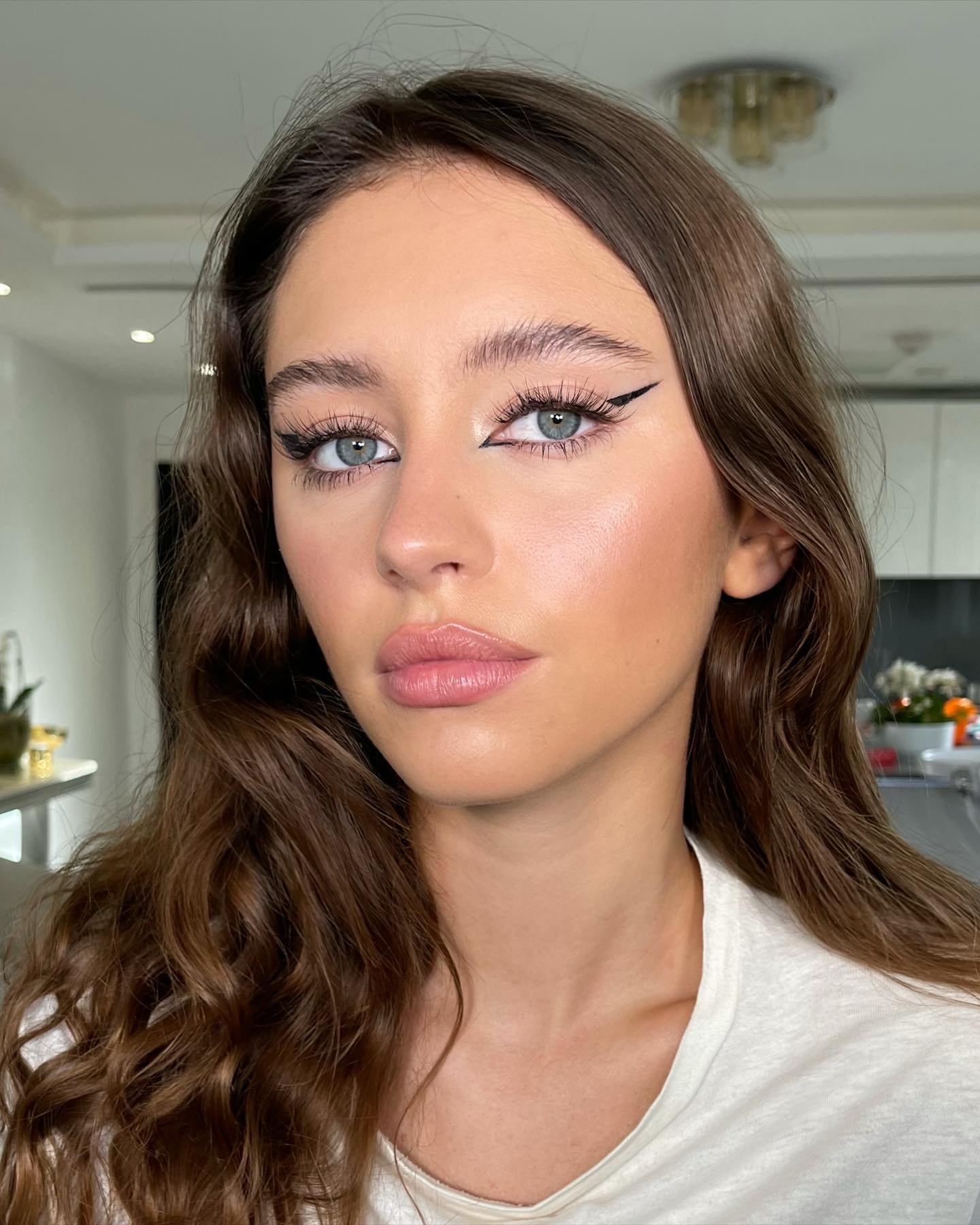 15 Pretty Makeup Looks to All Year | Who What Wear