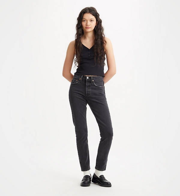 Fact: Levi's 501s Are the Favourite Jeans of French Women | Who What ...