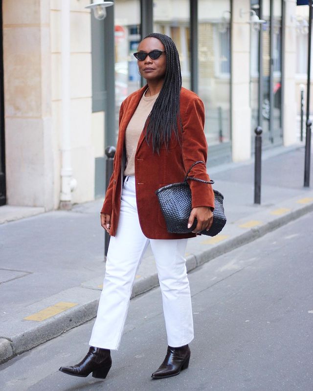 French Girl Corduroy Outfits: @frannfyne wears a corduroy jacket with white jeans