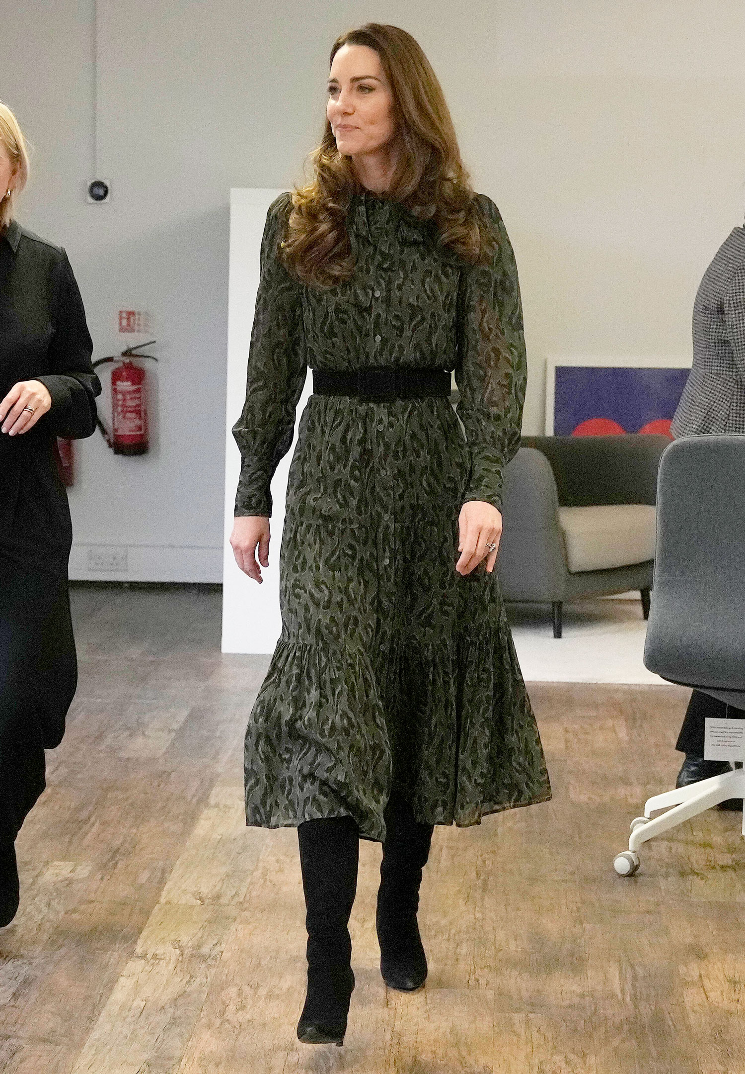 Kate Middleton's DressandBoot Combo Is a Fashion FailSafe Who What