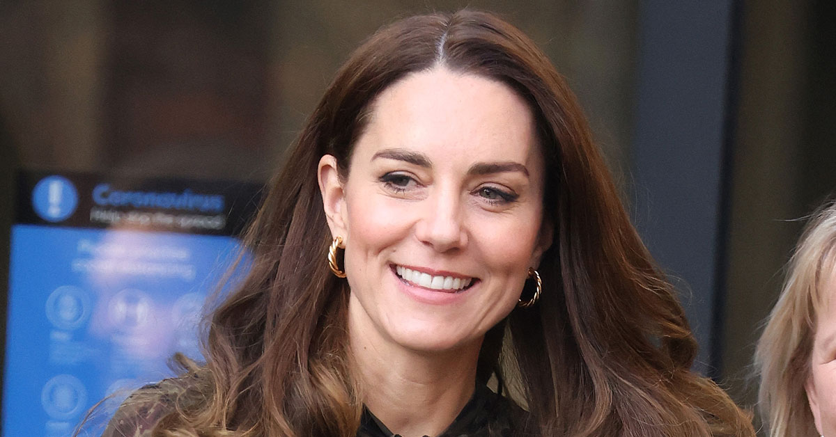 Kate Middleton Just Wore a Royal Version of Anna Wintour's Signature Uniform