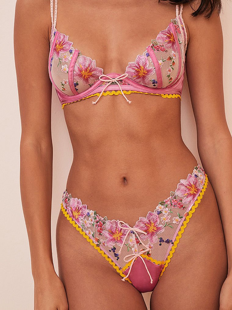 The 31 Cutest New Bras From Victoria's Secret and Nordstrom | Who What Wear