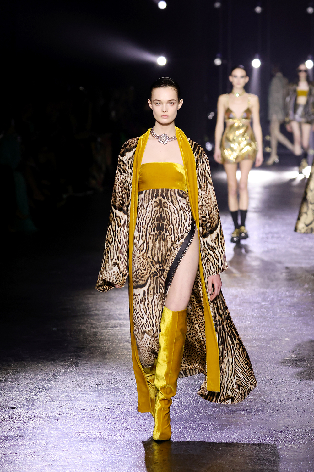 3 Key Milan Fashion Week Trends for Autumn 2022 | Who What Wear UK