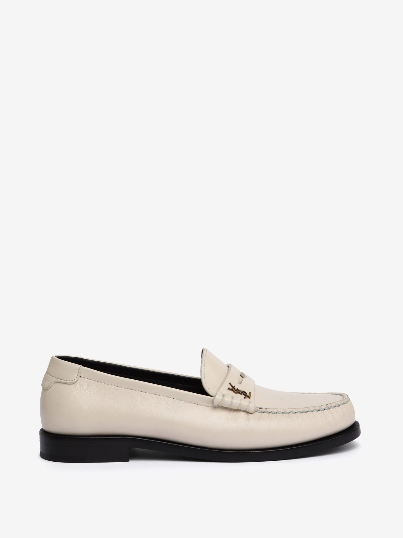 Saint Laurent Loafers Are the Shoe of 2023 | Who What Wear