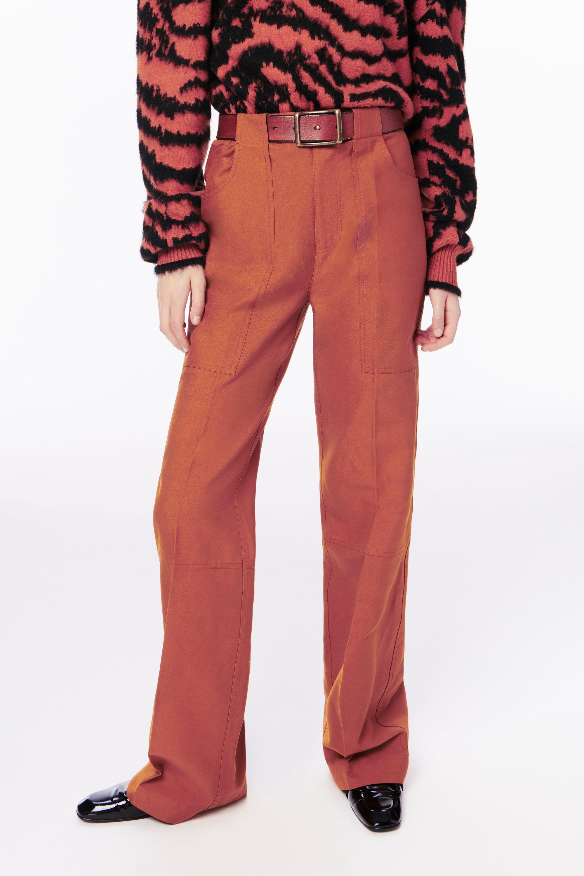 Victoria Beckham Utility Detail Relaxed Trouser in Tobacco