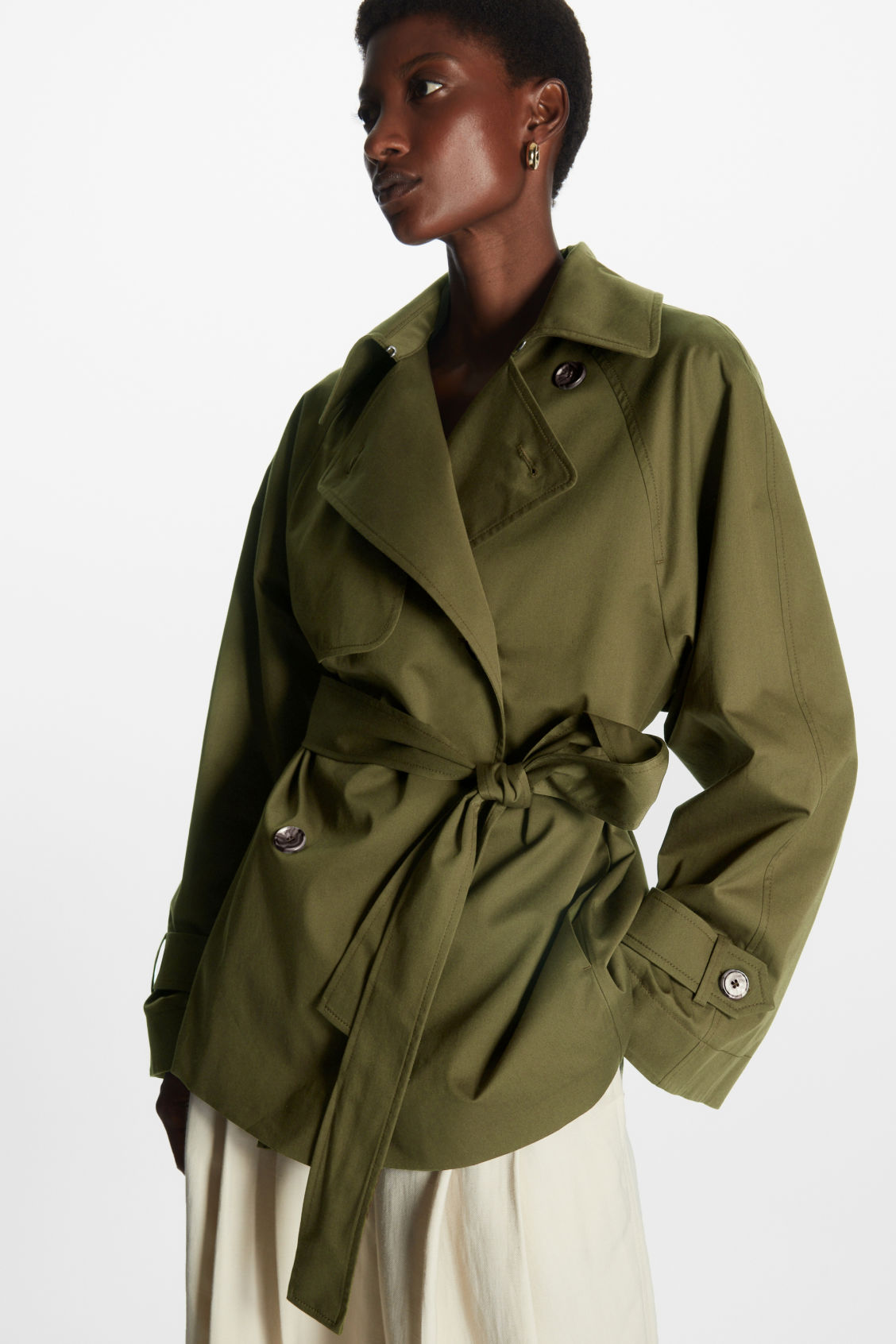 The Most Expensive-Looking Trench on the High Street | Who What Wear UK