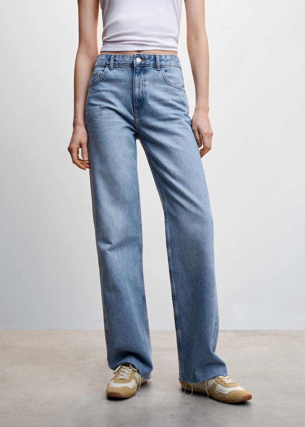 4 Модные вещи Spring Pieces, которые люди носят с джинсами и леггинсами
