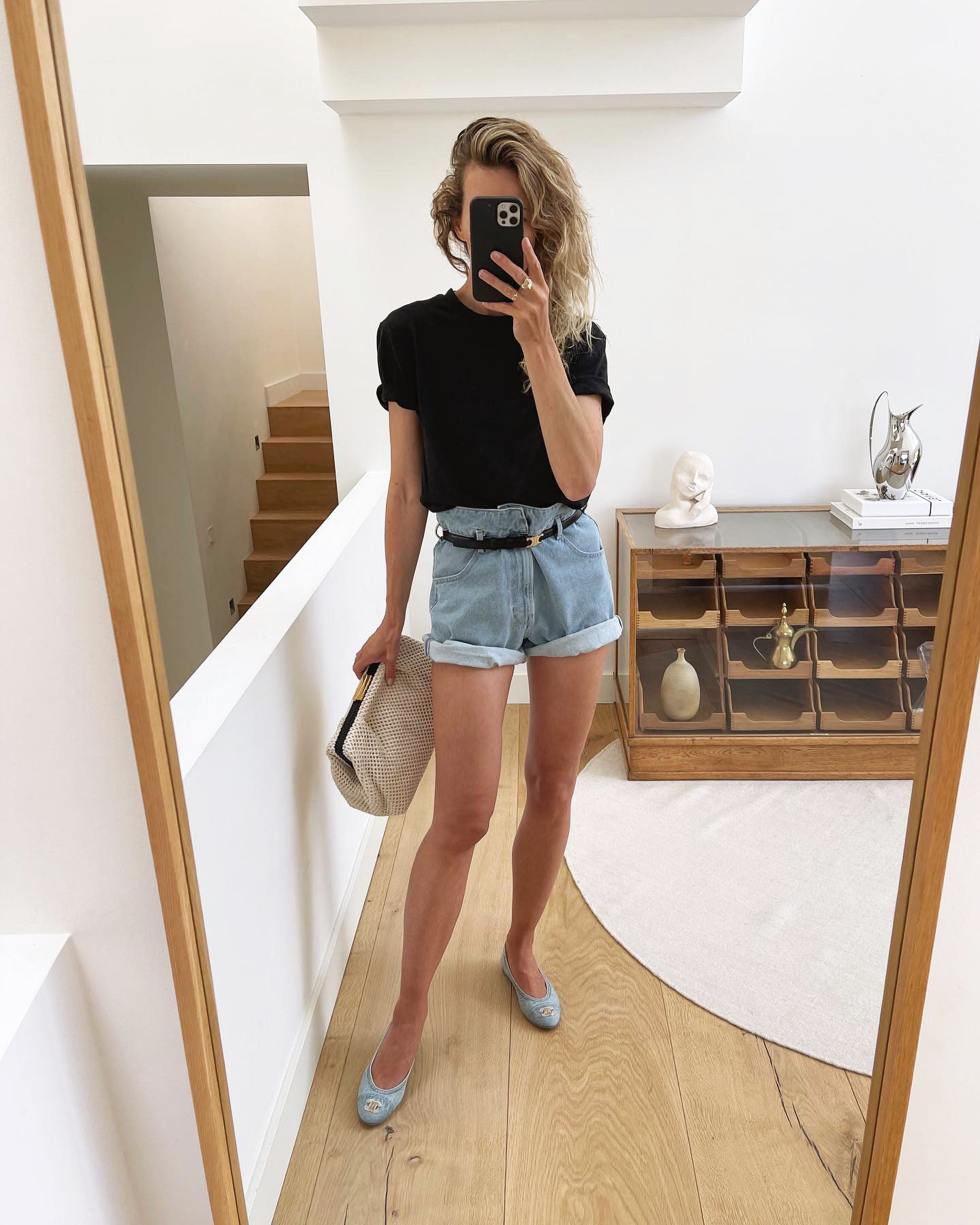 9 Pretty Trends to Wear With Denim Shorts This Summer | Who What Wear