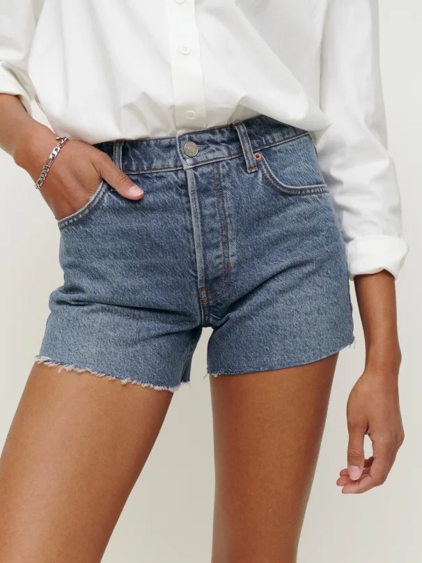 9 Pretty Trends to Wear With Denim Shorts This Summer | Who What Wear