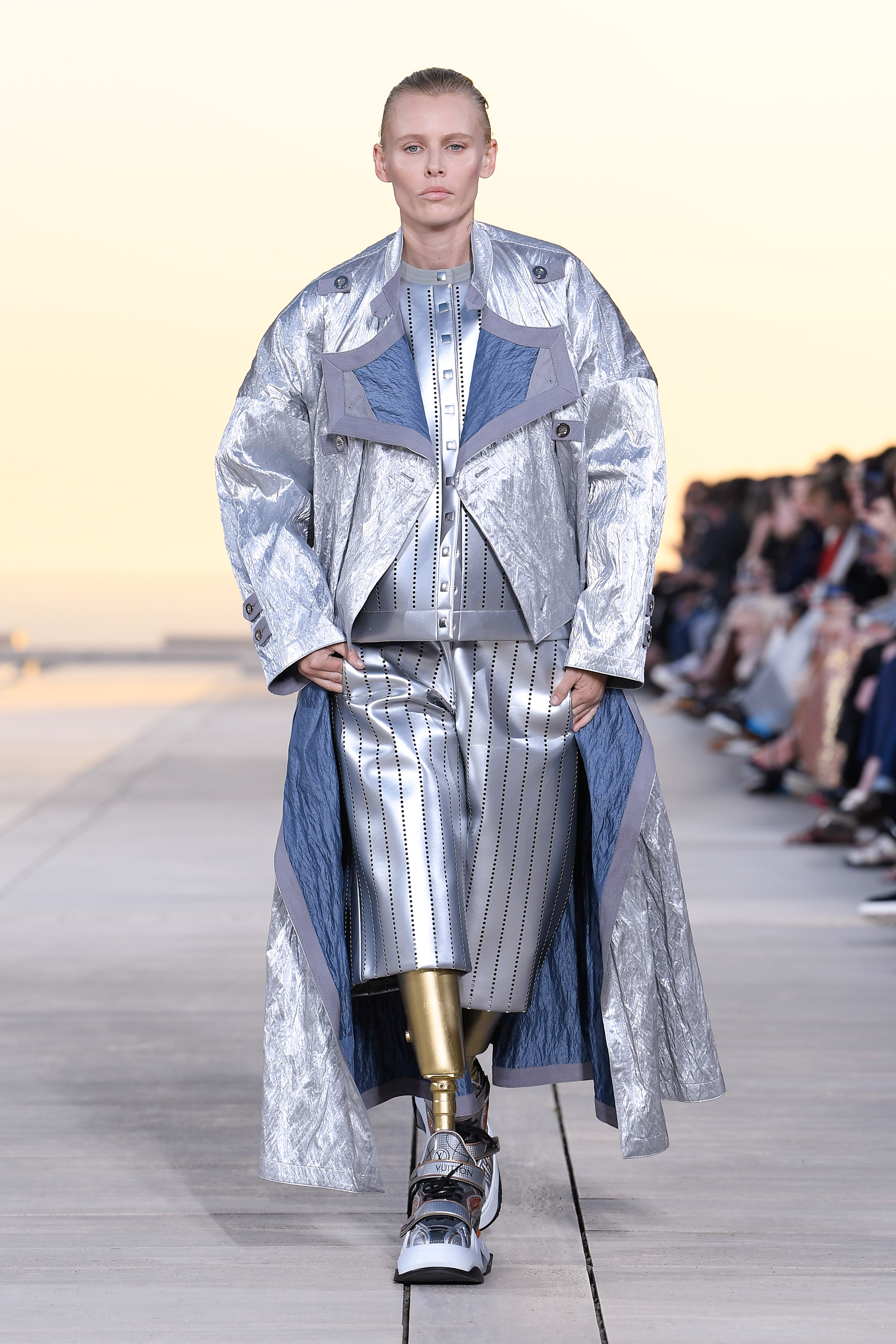Reviewing the Louis Vuitton Soft trunk, men's fashion, runway
